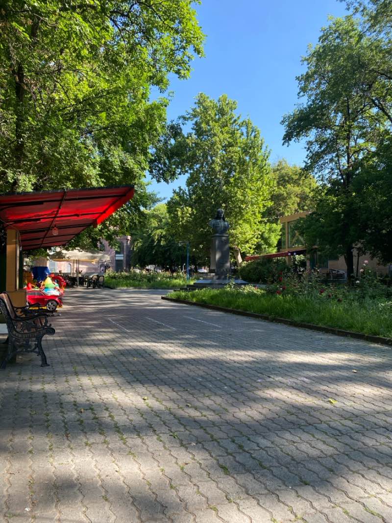 walking near me in Children's Park in spring