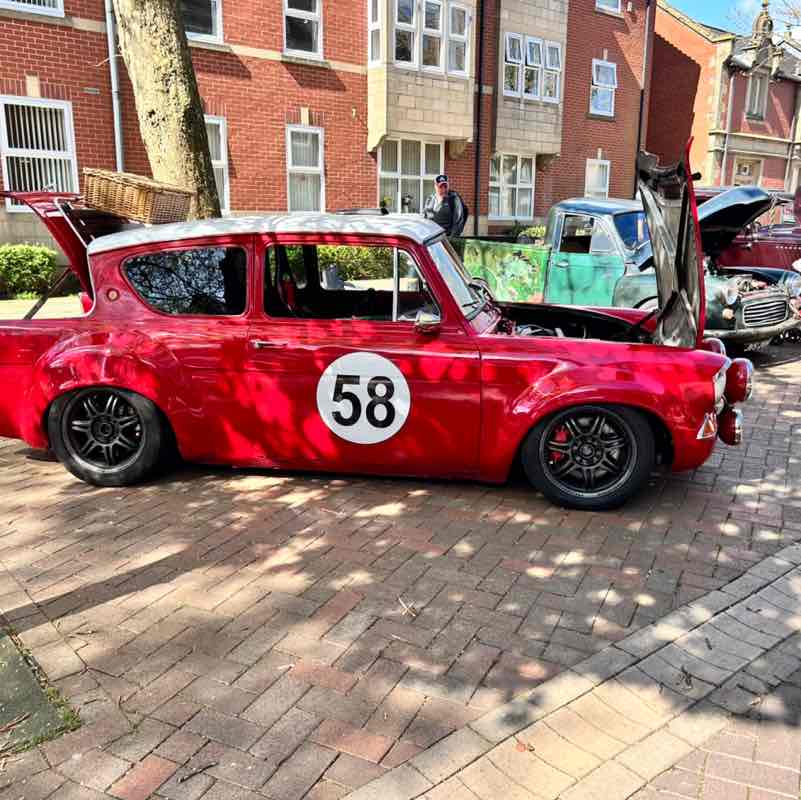 Walking Misfits🌼🌼🌼 Gwen post image