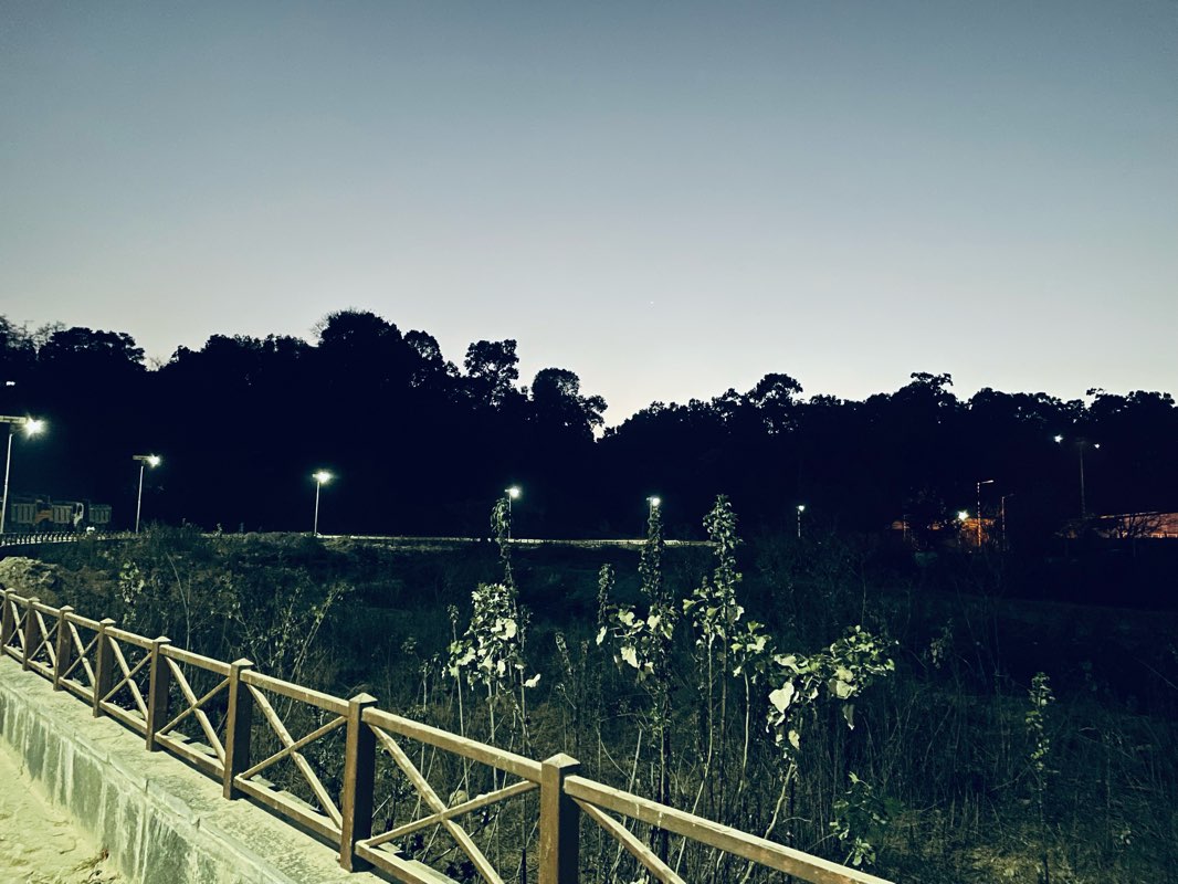 walking near me in Bhandarkhal Park in winter