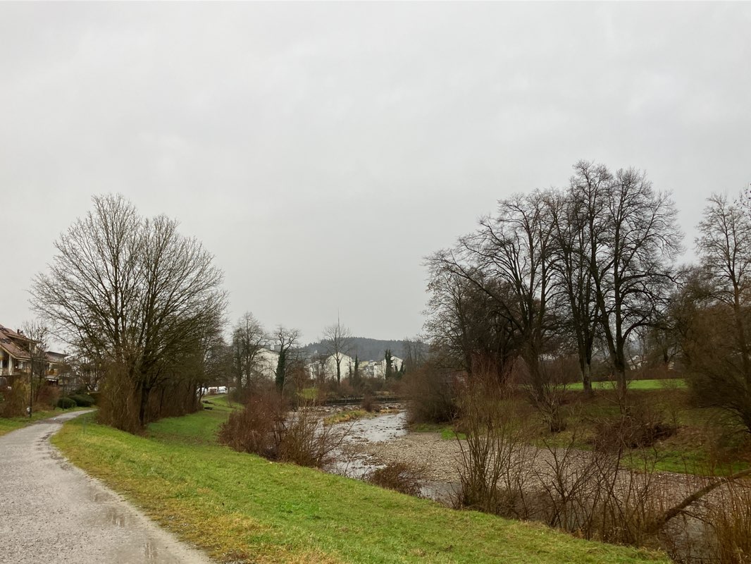 walking near me in Eulachpark in winter