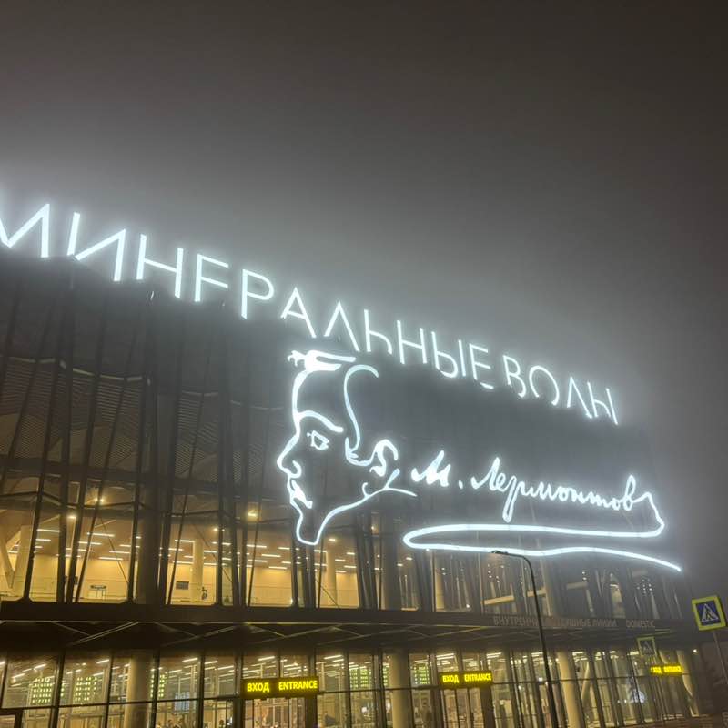 Sidekicks✌️ margoof👟 🌐🌹🐝 post image