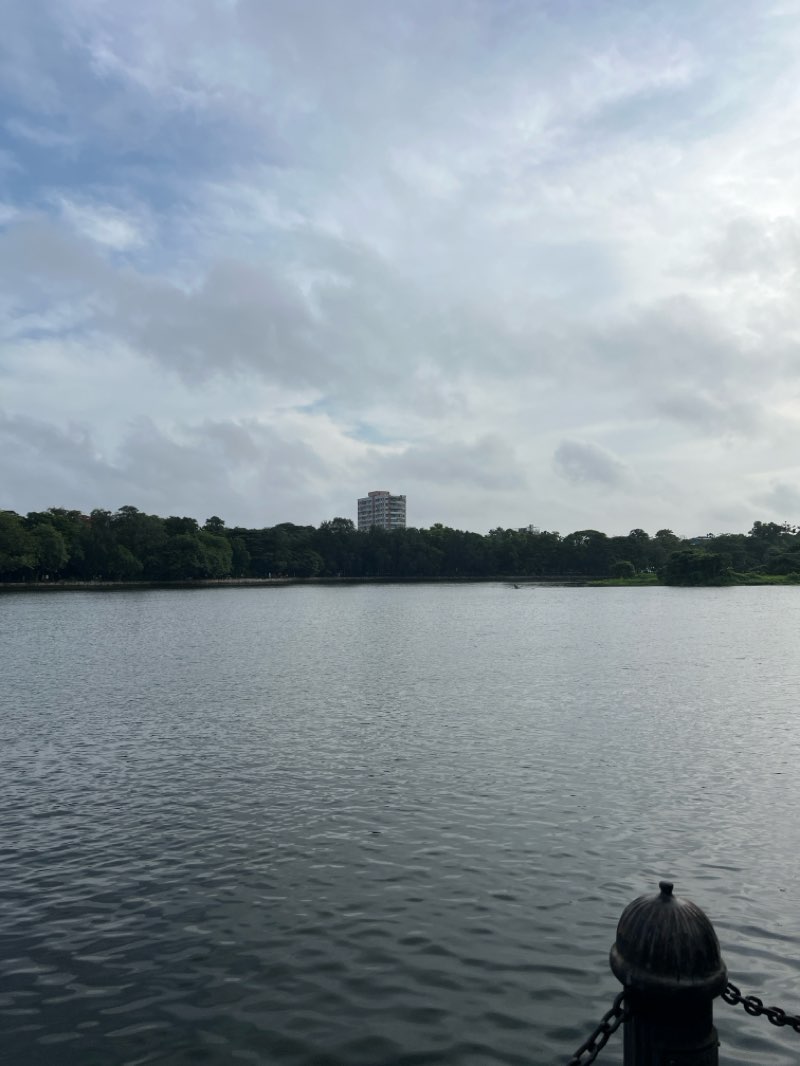 walking near me in Vivekanada Park in summer