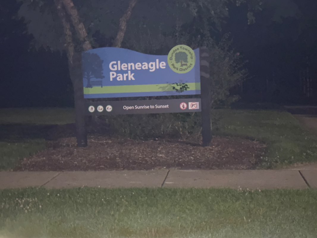 walking near me in Glen Eagle Park in summer