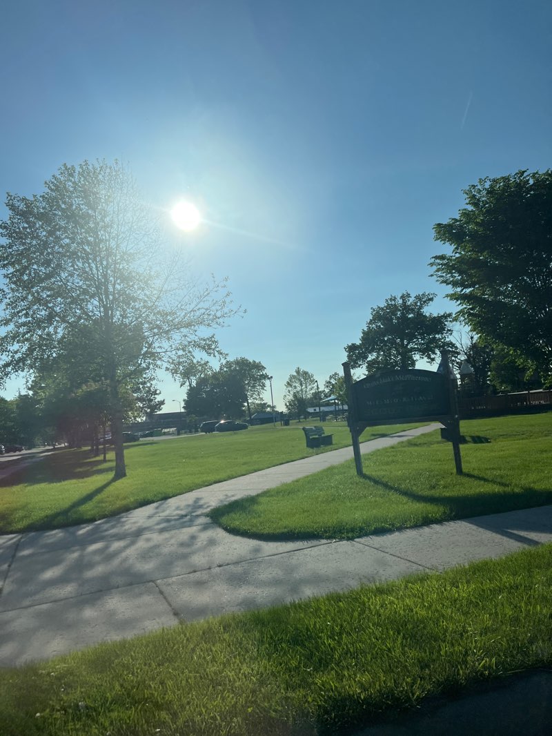 walking near me in Scout Park in summer