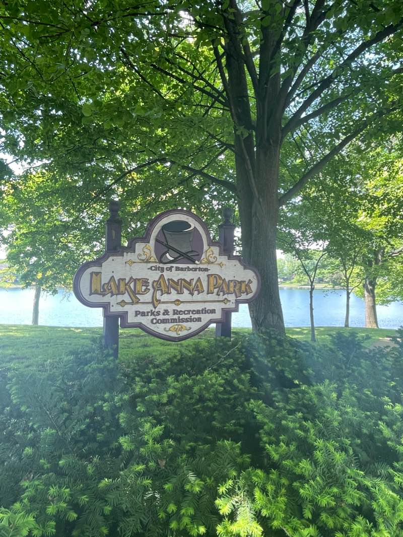 walking near me in Lake Anna Park in winter