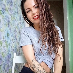 Linda profile