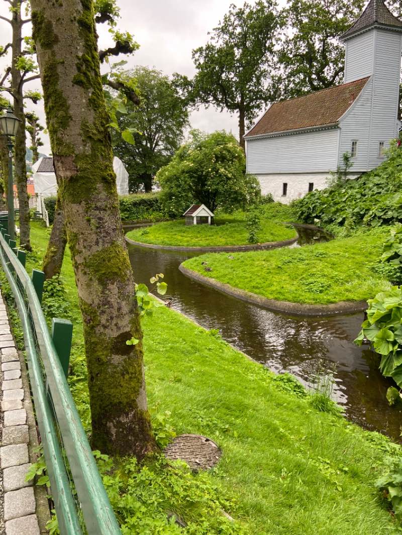 walking near me in Koengen in winter
