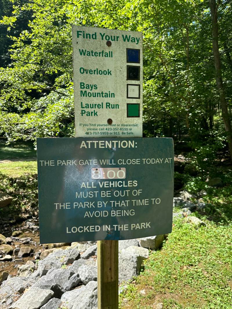 walking near me in Laurel Run Park in winter