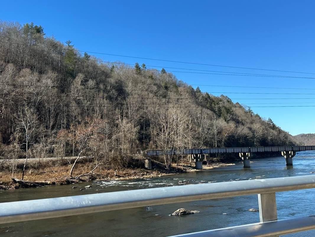 walking near me in Laurel Green Park in autumn