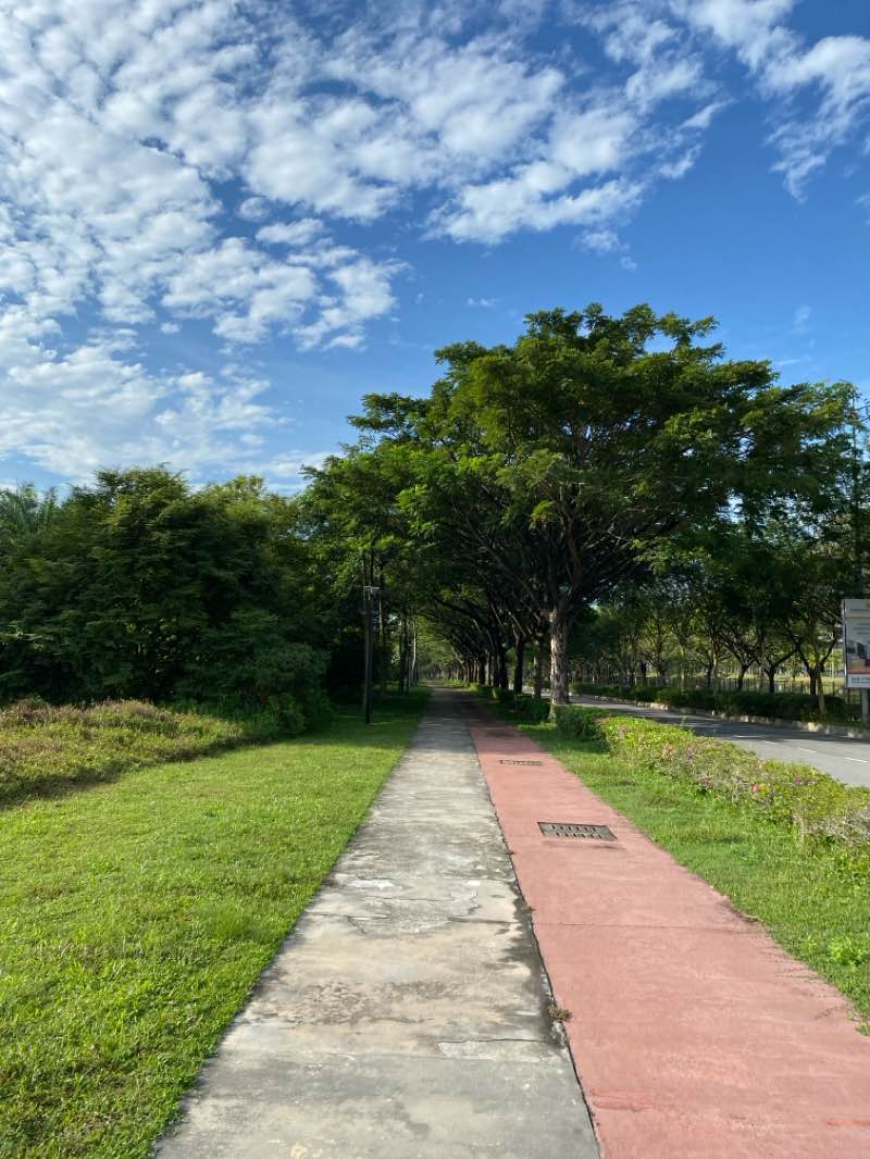 walking near me in Sunsuria City Celebration Centre in autumn