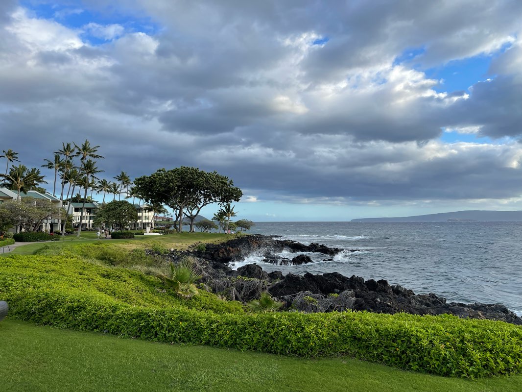 walking near me in Wailea Beach in winter