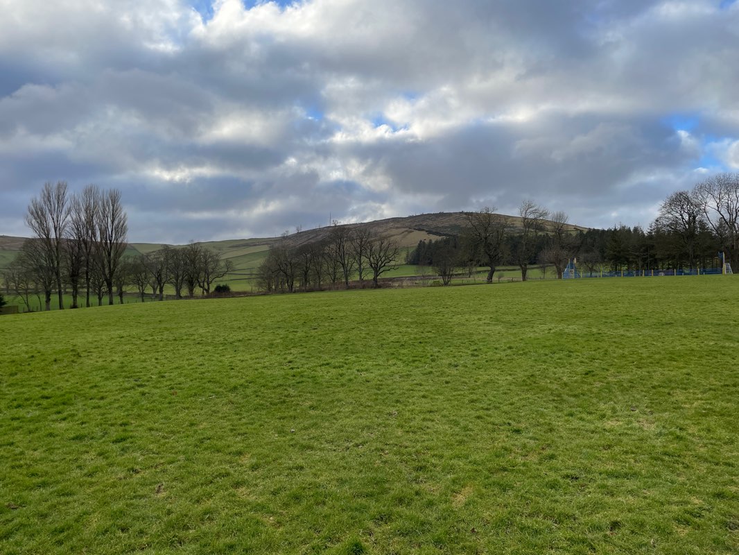 walking near me in Victoria Park in winter