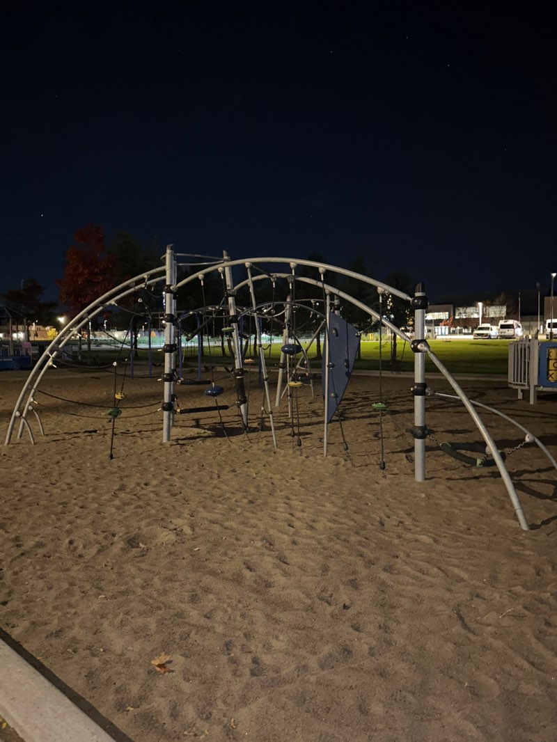 walking near me in Wood Valley Park in autumn