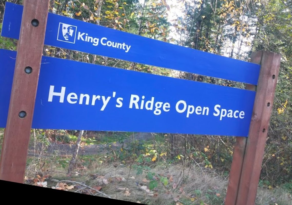 walking near me in Henry's Ridge Open Space in winter