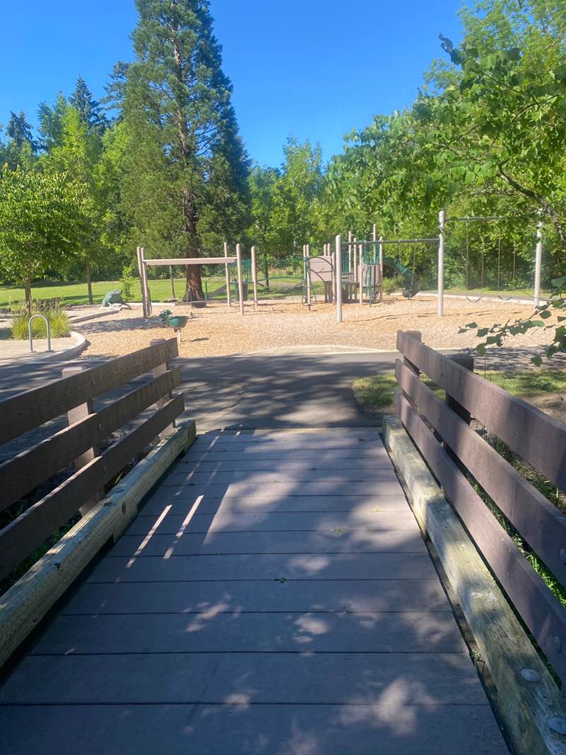 walking near me in Pioneer Park in summer
