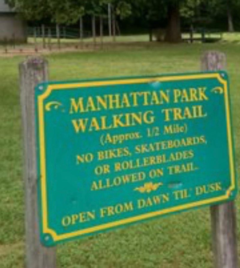 walking near me in Manhattan Park in winter