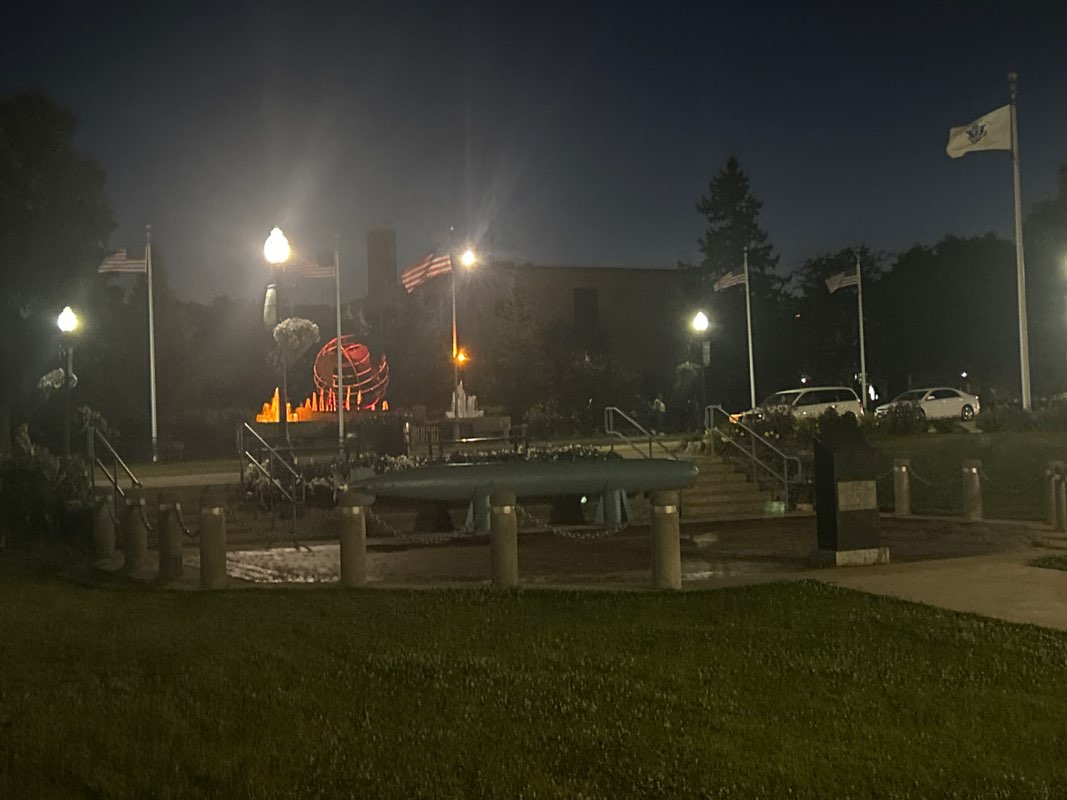 walking near me in Navy Memorial Park in autumn