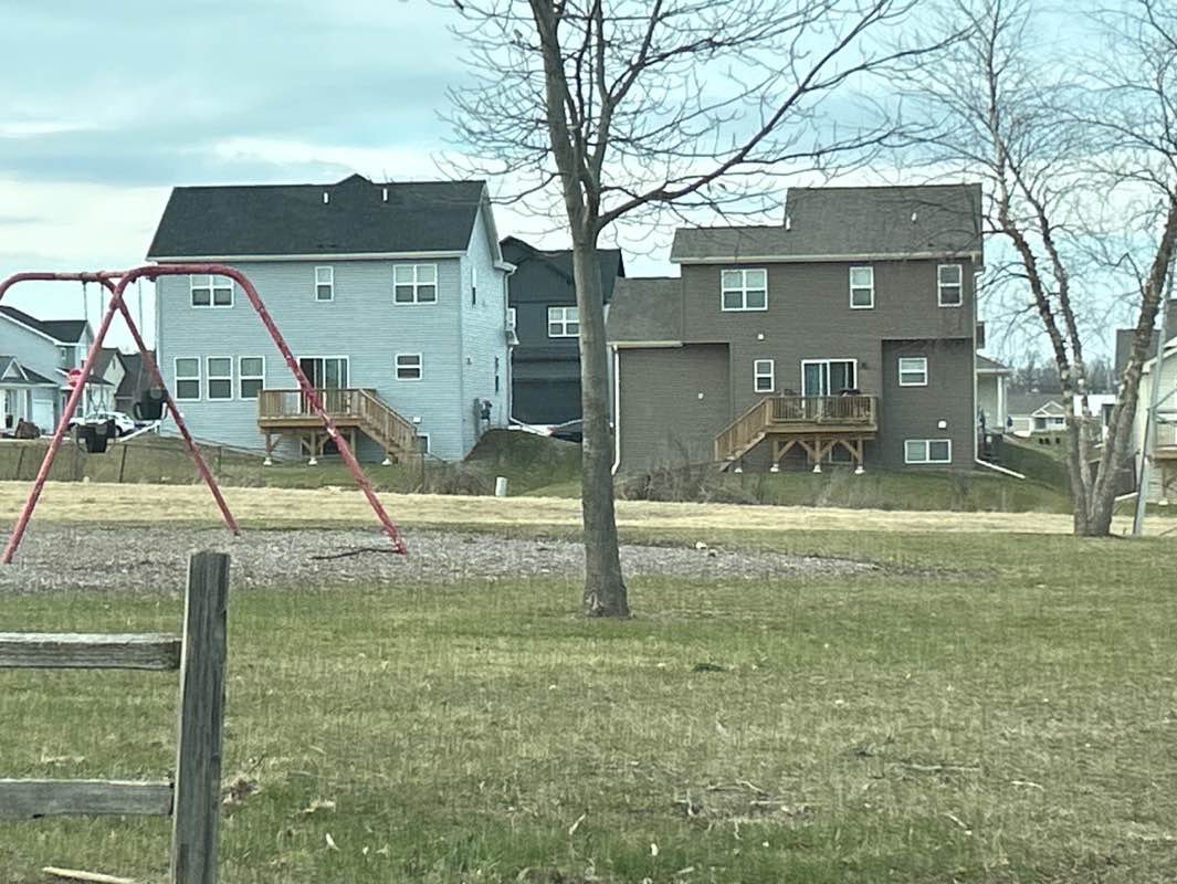 walking near me in Limpert Park in spring