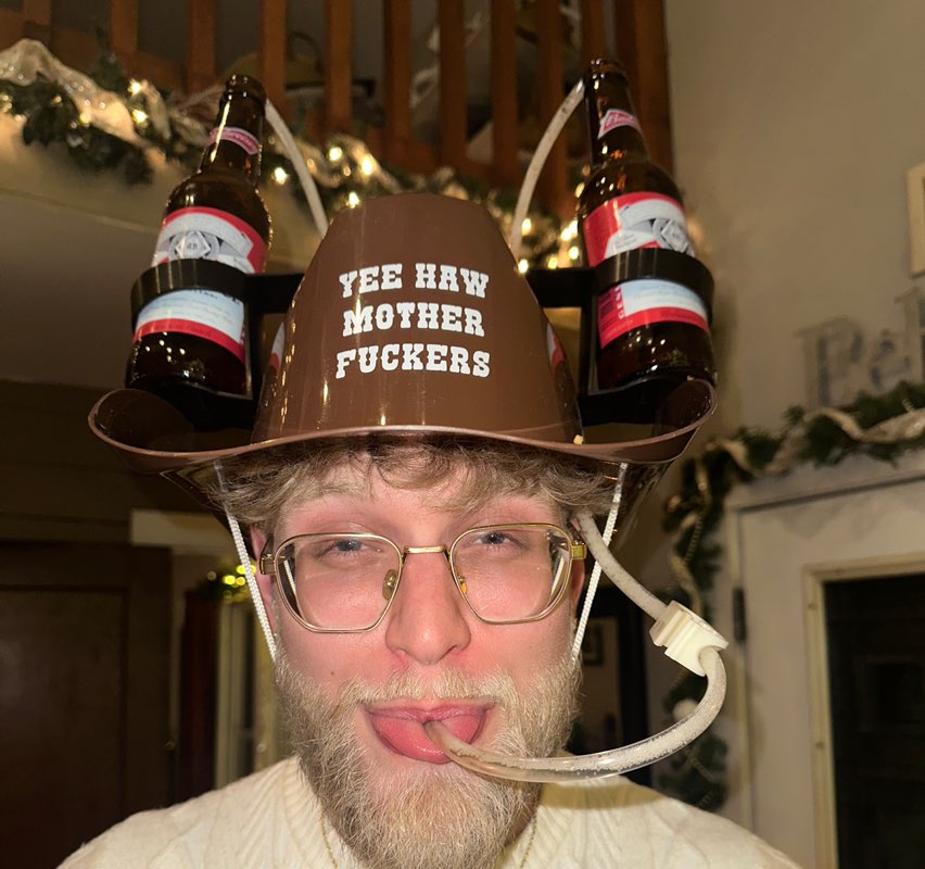 Reese Decker profile