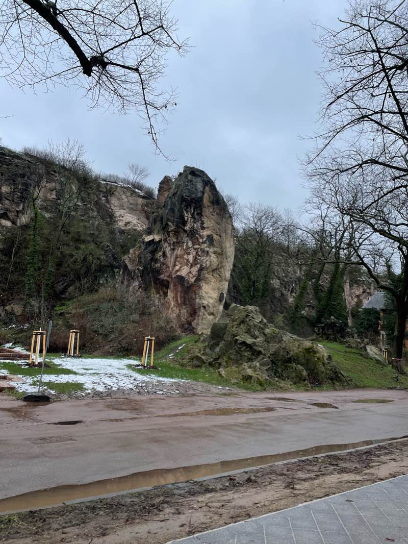 walking near me in Peißnitz in winter