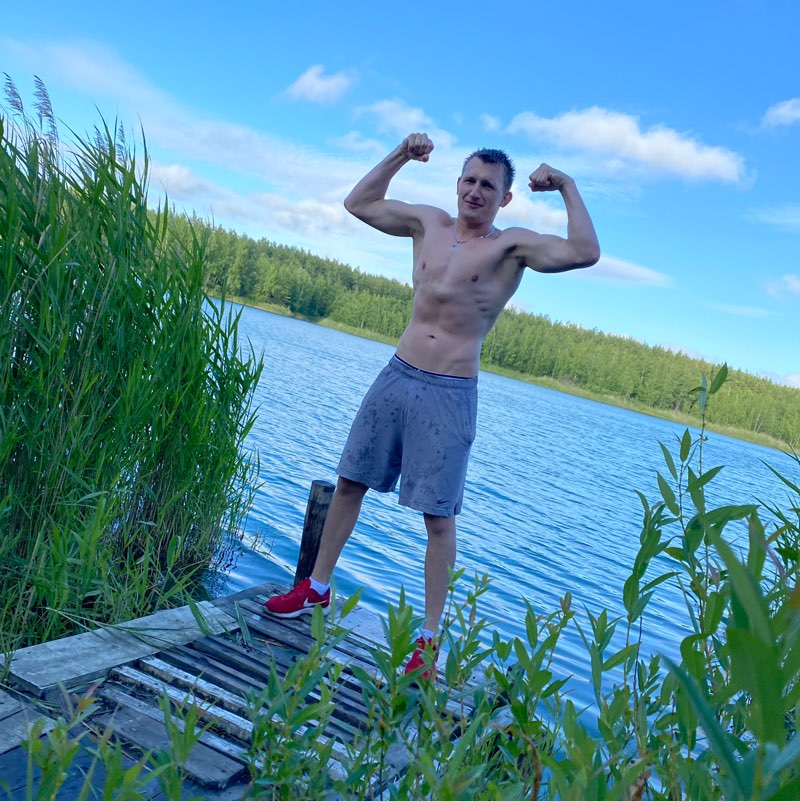 Андрей Рафаенков