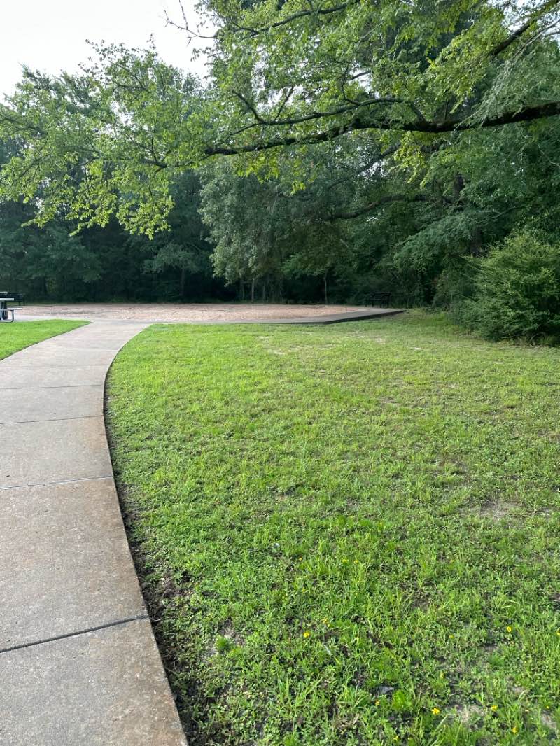 walking near me in Austin's Colony Park in summer