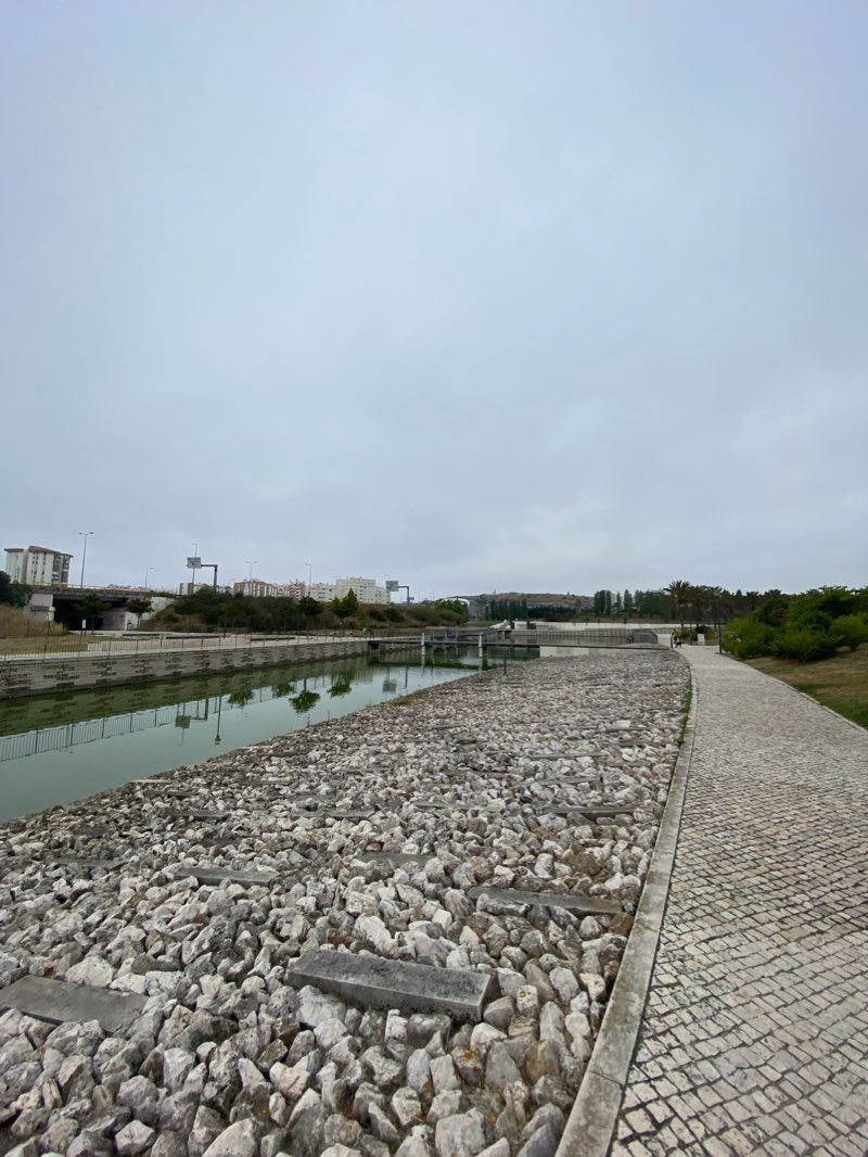 walking near me in Parque Oeste in winter