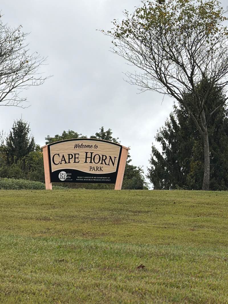 walking near me in Cape Horn Park in autumn