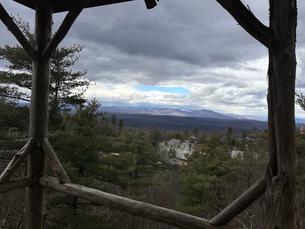 walking near me in Shawangunk Multiple Use Area in winter