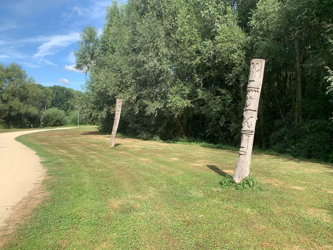 walking near me in Grupellopark in winter