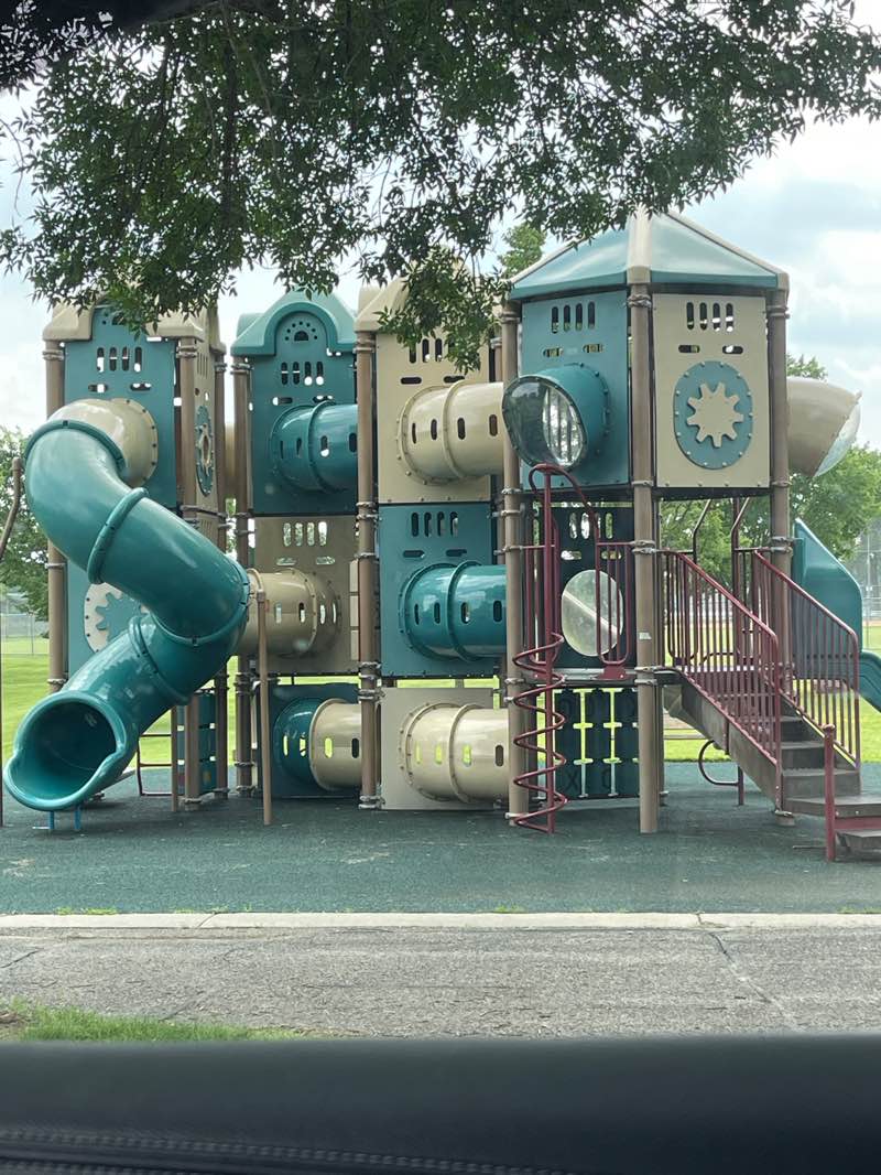 walking near me in Bandimere Community Park in summer
