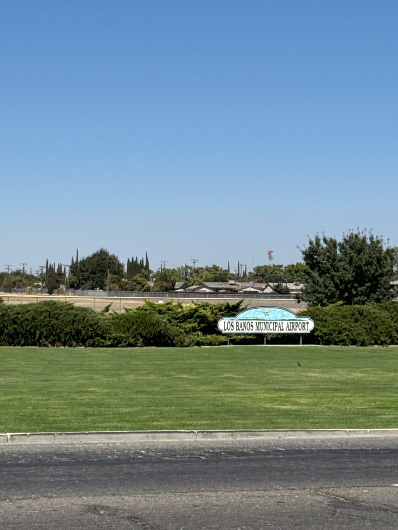 walking near me in Airport Park in autumn