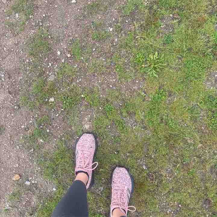 Neli post 1