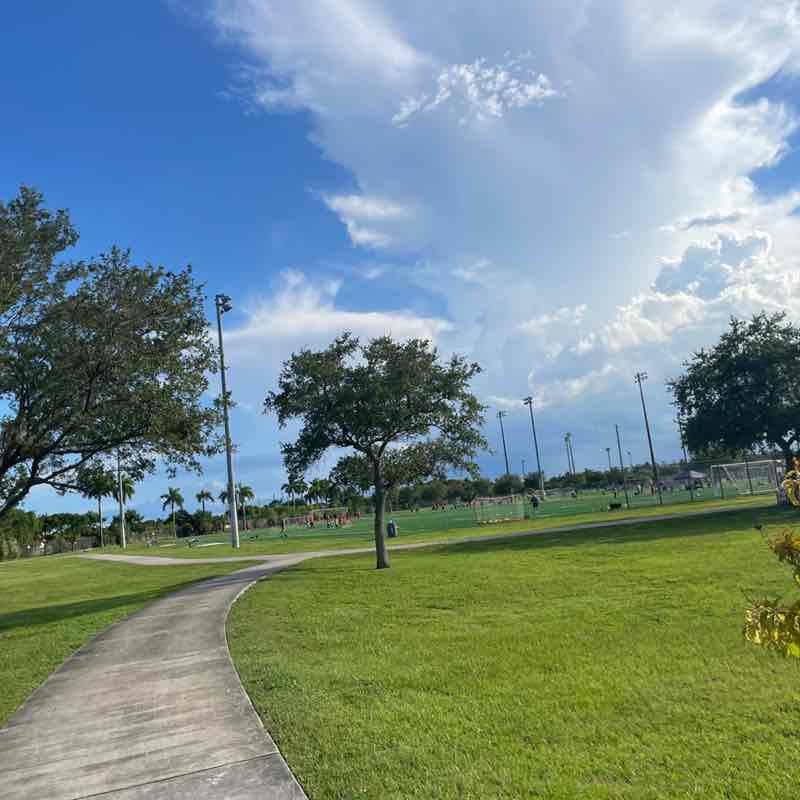 Lucas Saldarriaga post 1