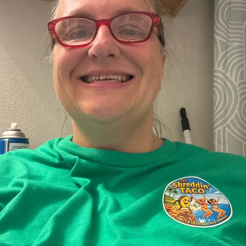 Debra 🇺🇸🐬♥️🐾🐾🐾🐾 post 2