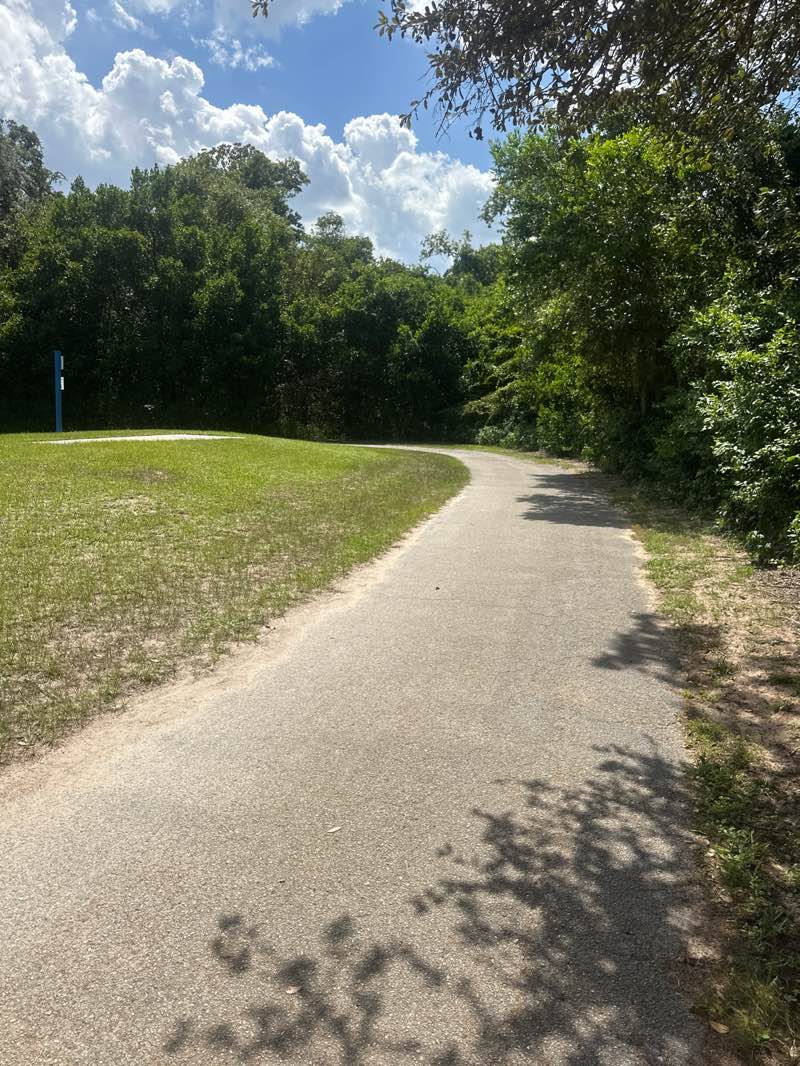 walking near me in Ed Austin Regional Park in autumn
