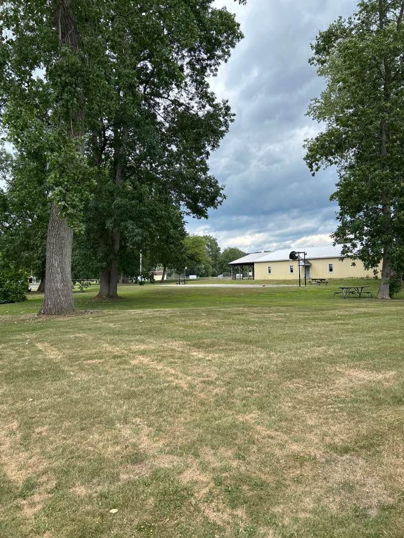 walking near me in Fort Hardy Park in autumn