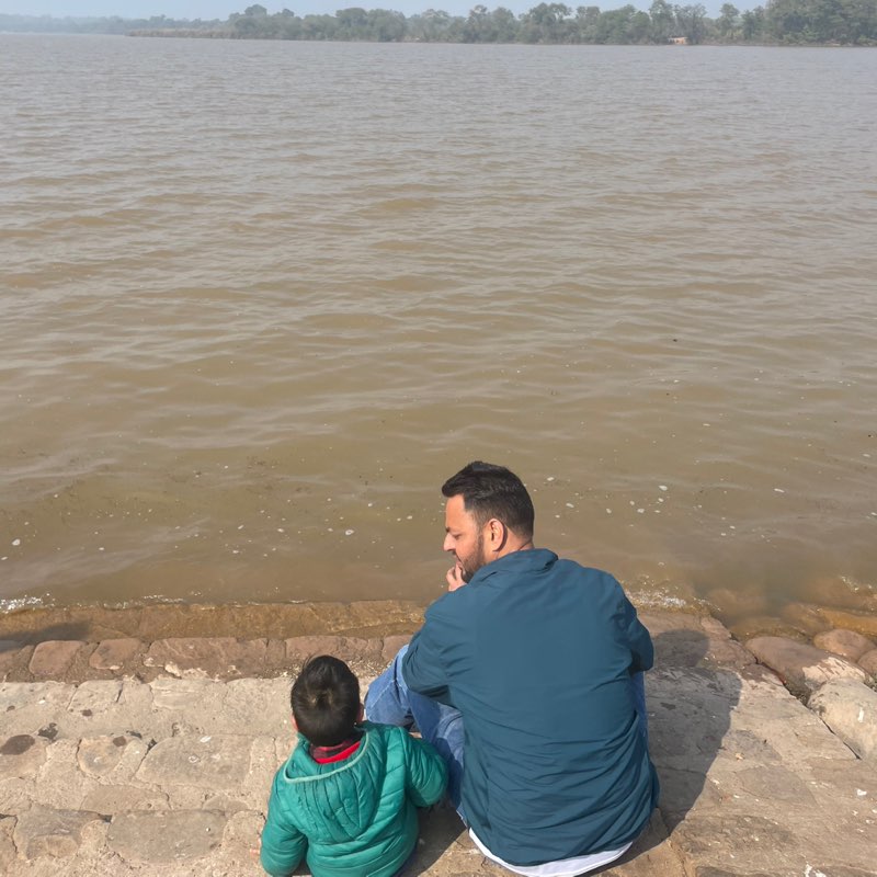 Tx-Hemant Sharma profile