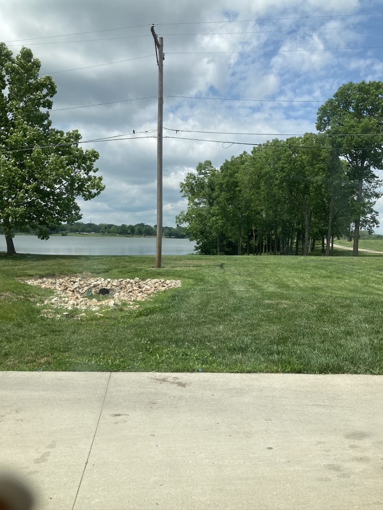 walking near me in Lake Shawnee Park in winter