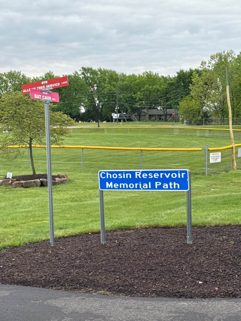 walking near me in Oaklandon Youth Organization, Veterans Memorial Park in spring