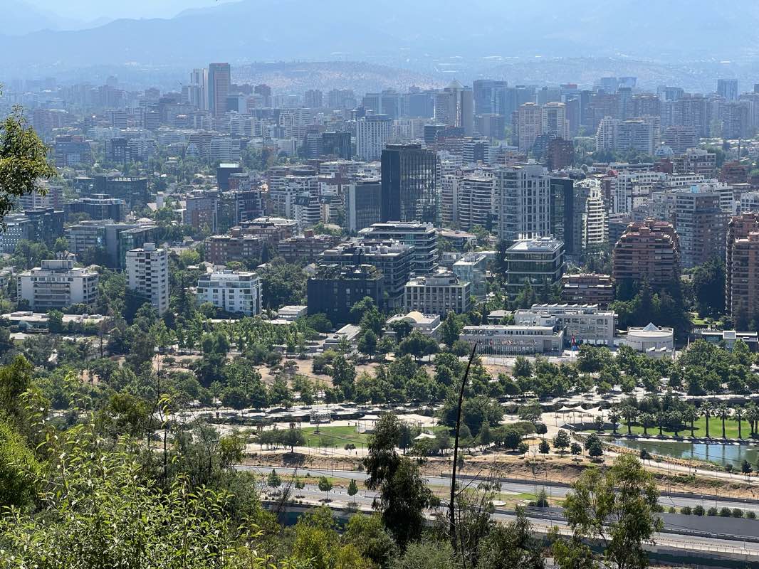 walking near me in Plaza Raul Deves in summer