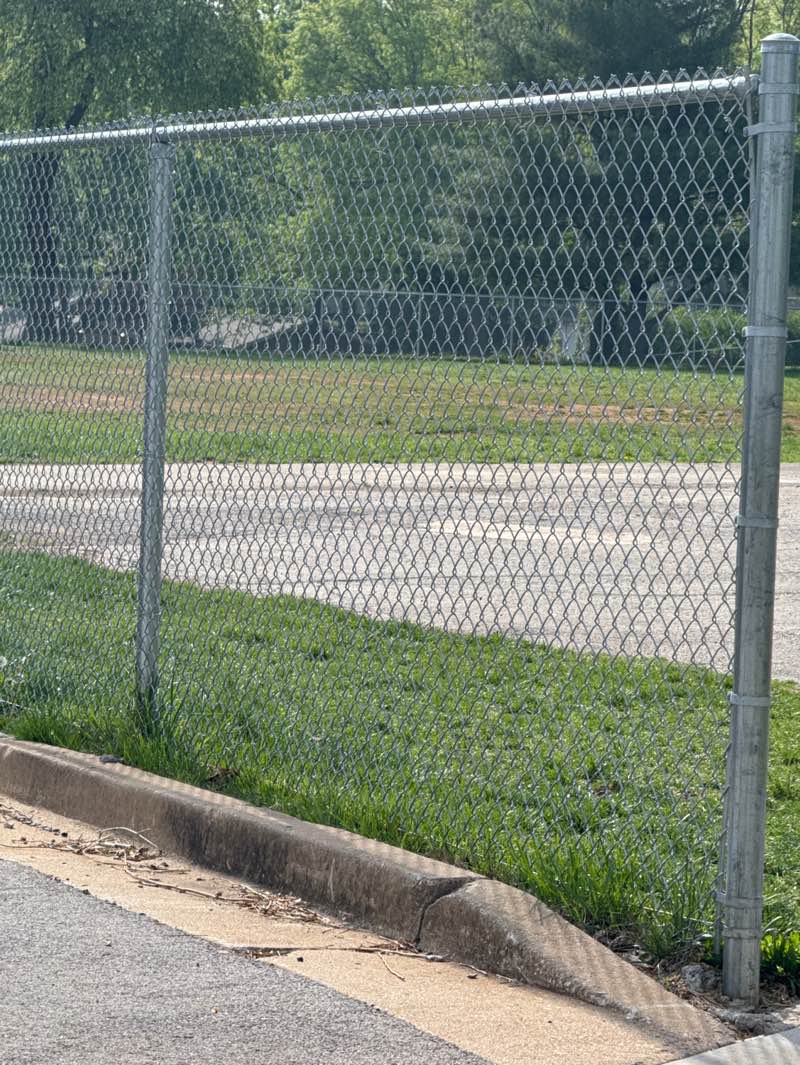 walking near me in Eugene Field Park in spring