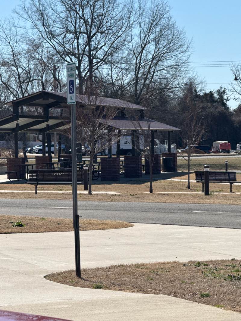 walking near me in Pompe Park in winter