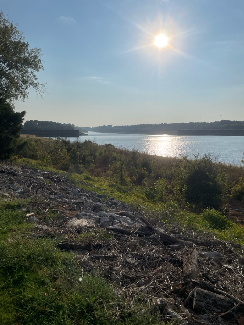 walking near me in Oliver Dam Park in winter