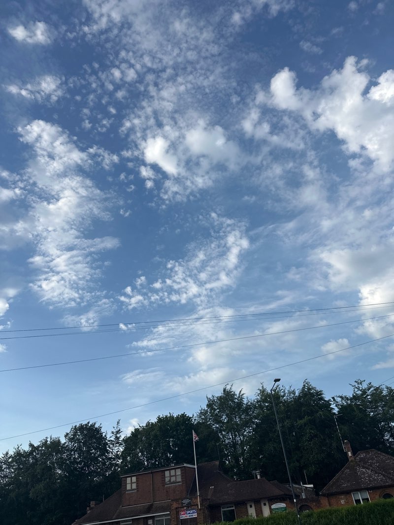 walking near me in Hilmorton Village Green in summer