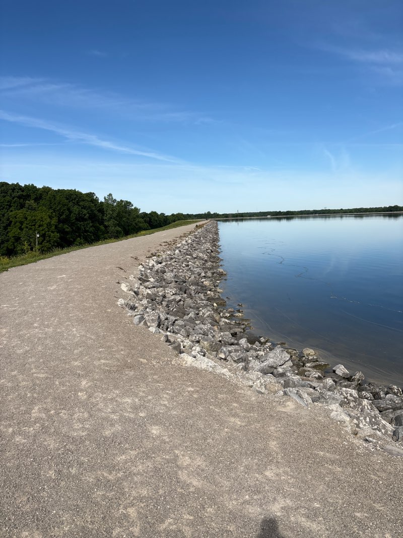 walking near me in Reservoir Park in summer