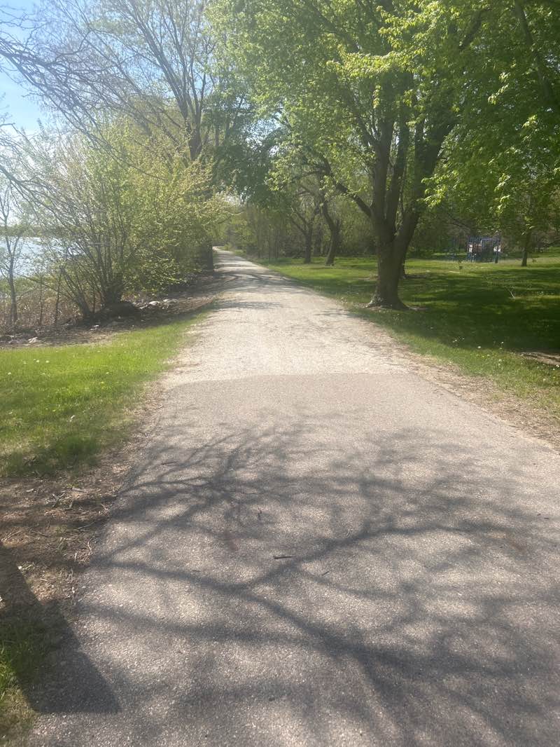 walking near me in Willow Creek Reservoir State Recreation Area in spring