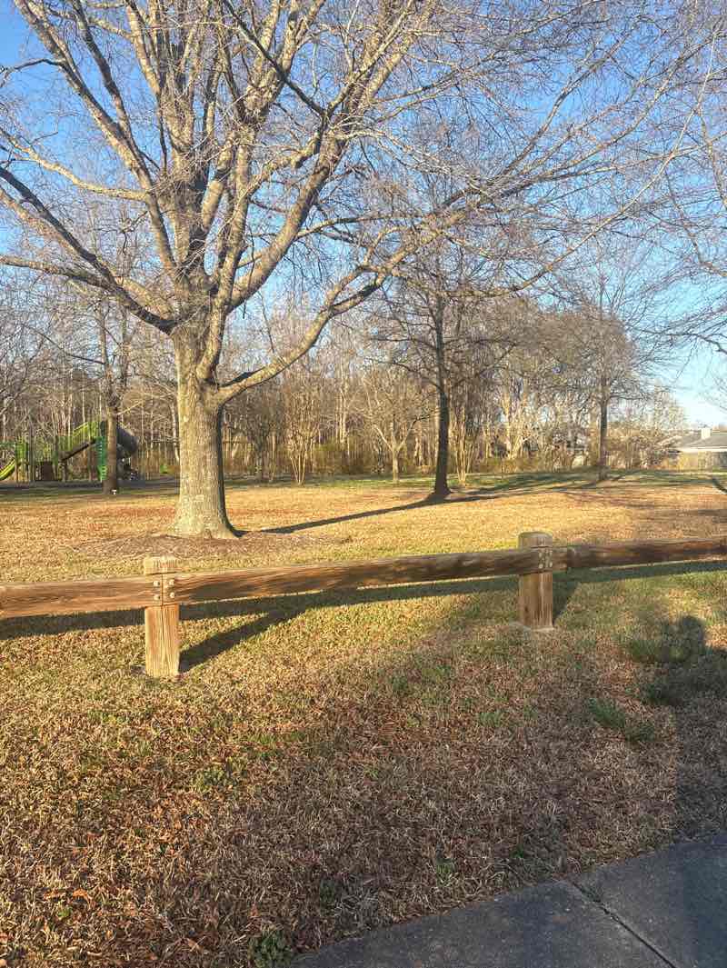 walking near me in Landstown Lakes Park in spring