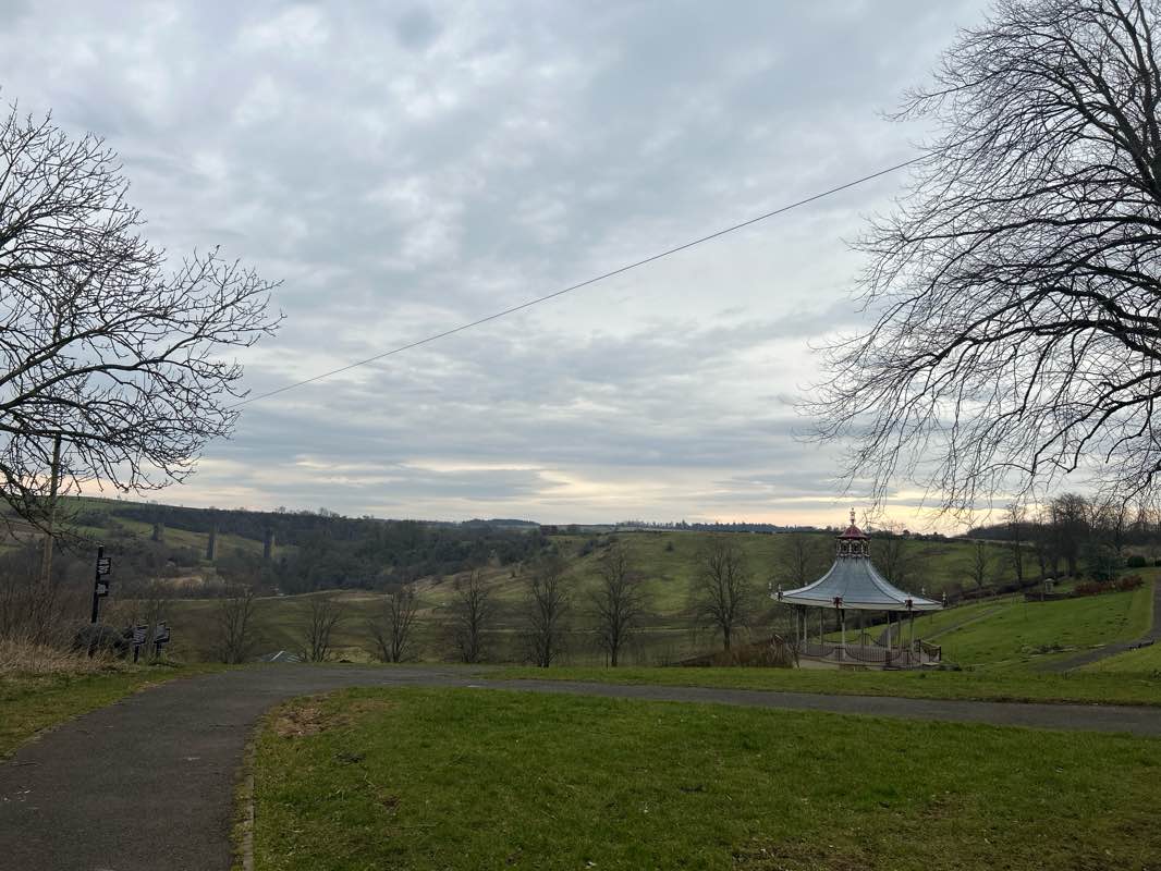 walking near me in Alexander Hamilton Memorial Park in winter