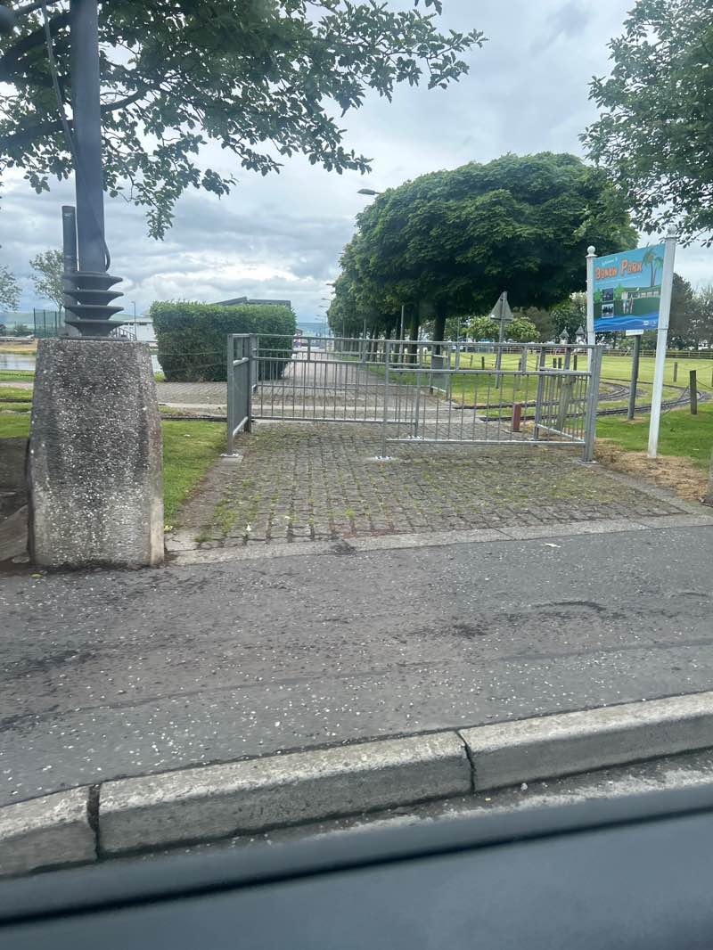 walking near me in Agnew park in spring